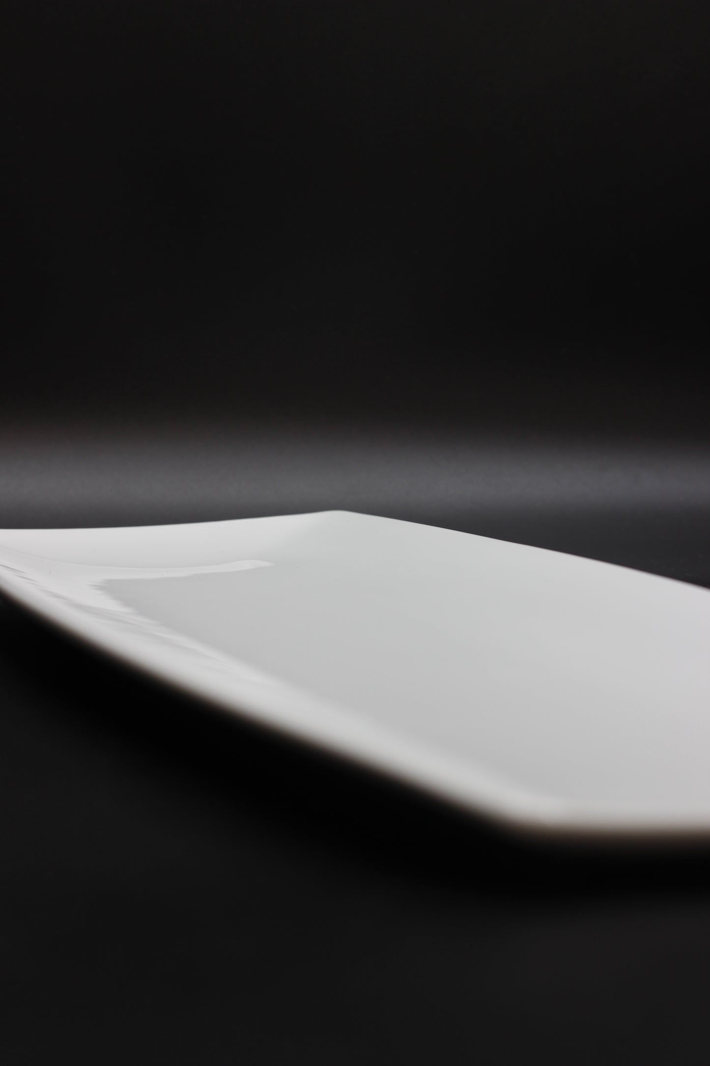 White Contemporary Sleek Dessert platter