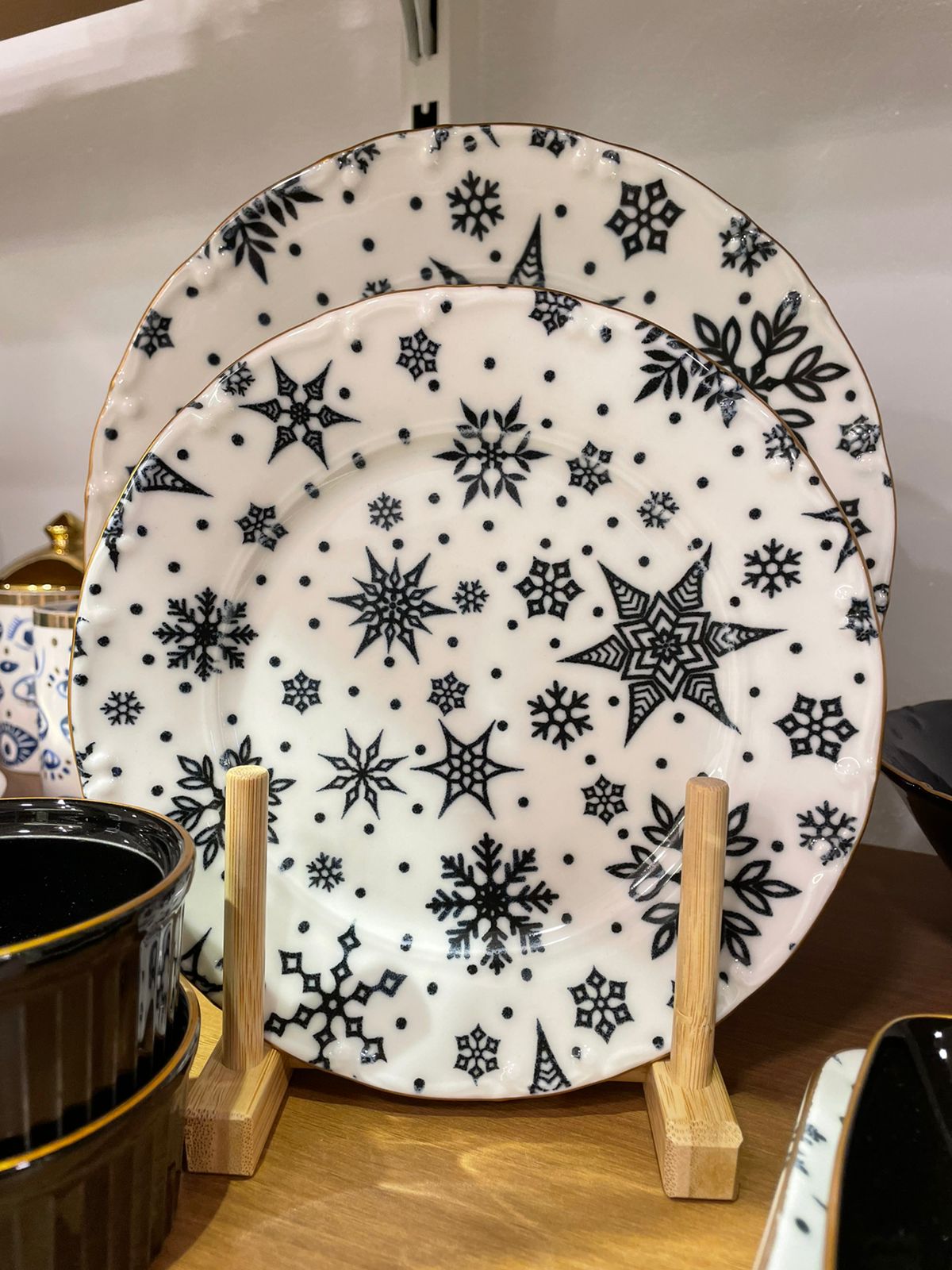 43 Pcs Stars Dinner Set Black & White