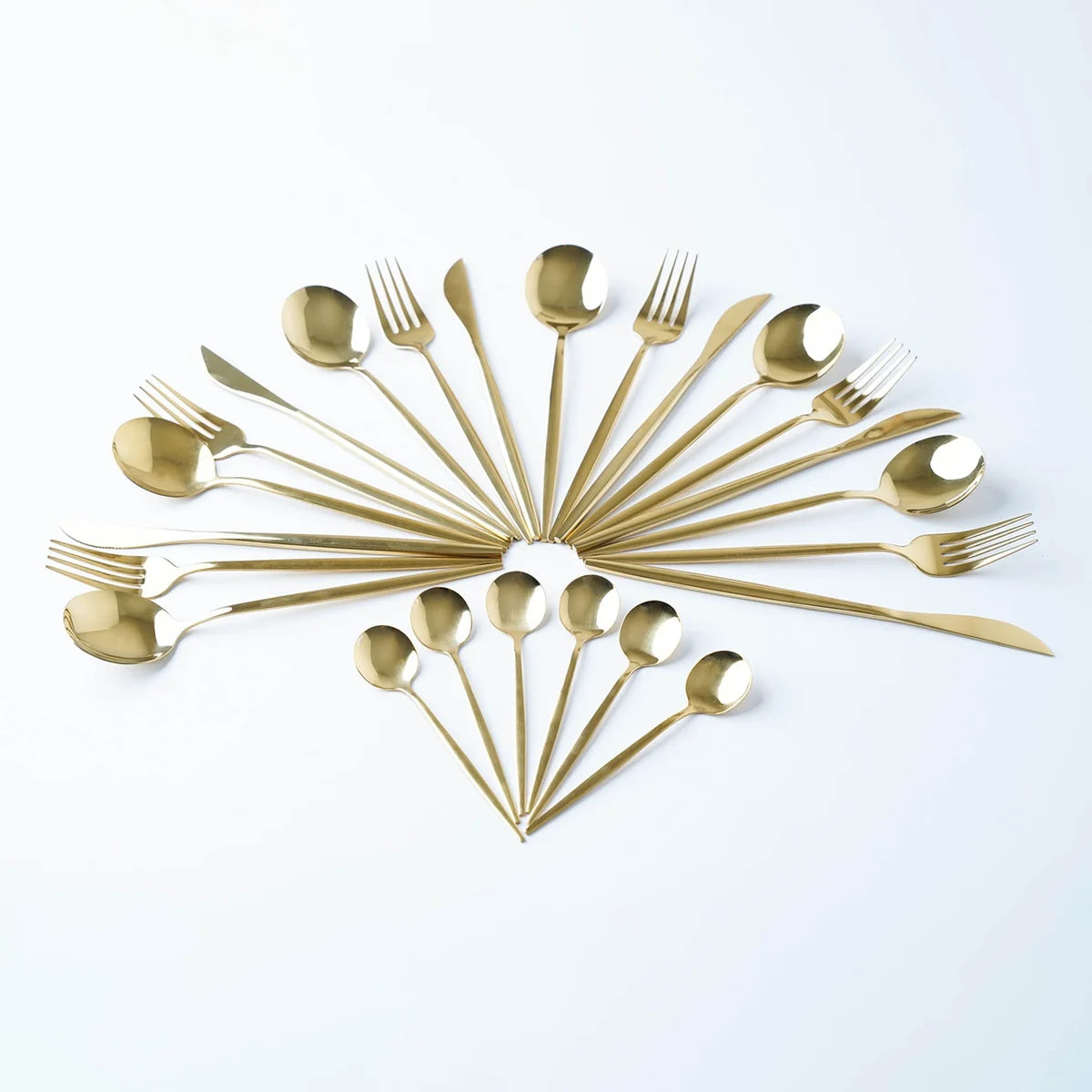 Lovera 24pcs Cutlery Set Gold