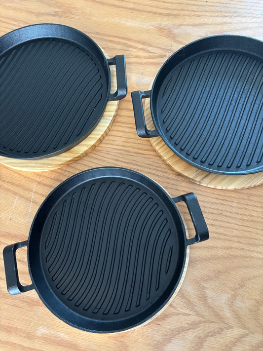 Round Cast Iron Serving Griddle