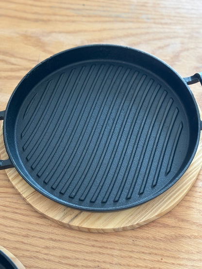 Round Cast Iron Serving Griddle