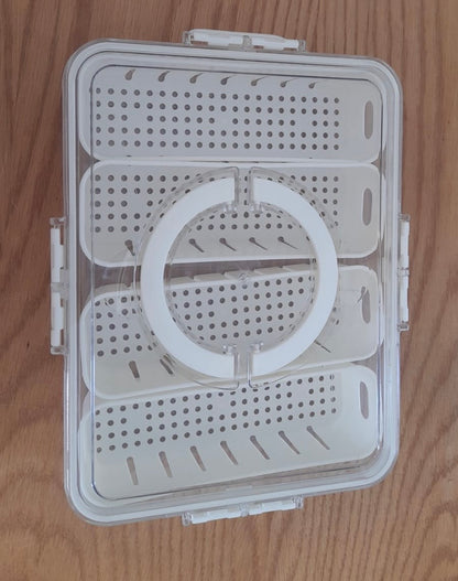 Food Storage Containers With 4 Removable Colanders