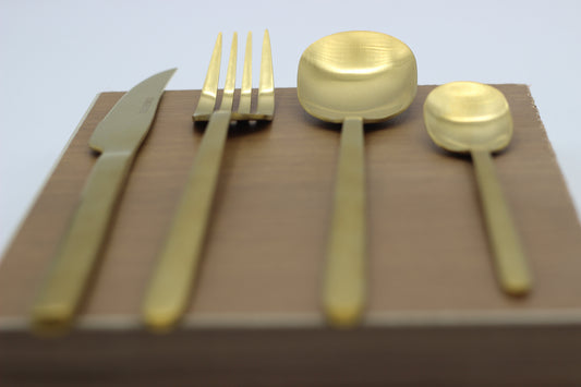 Premier Avie Matte Gold Finish 16 Piece Cutlery Set