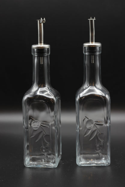 Glass oil and vinegar bottles with metal plug