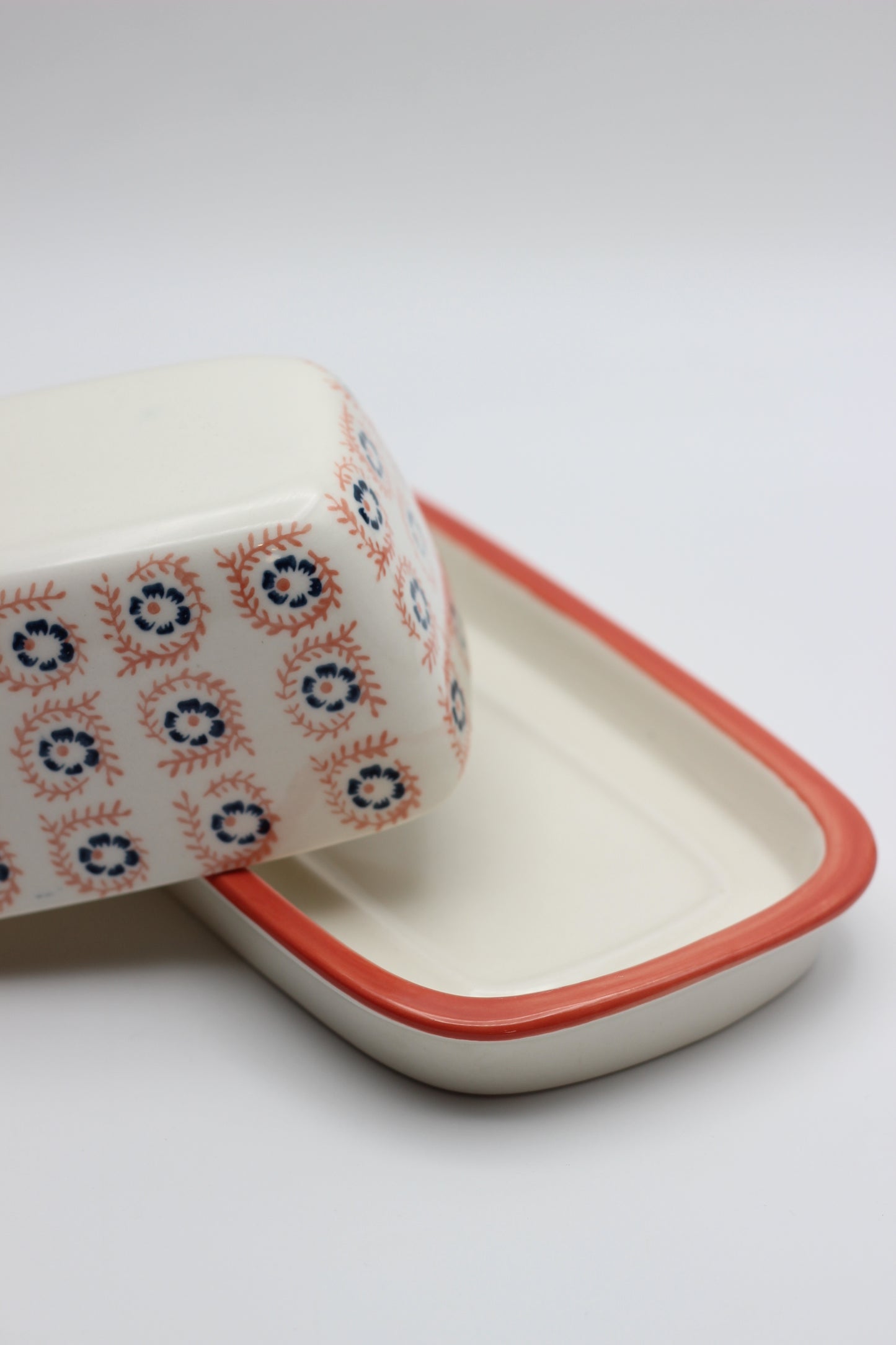 Porcelain Butter Dish With Lid