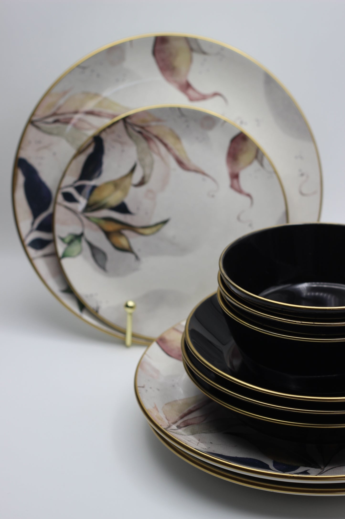 Black Floral 24 Pcs Dinner Set - Luca