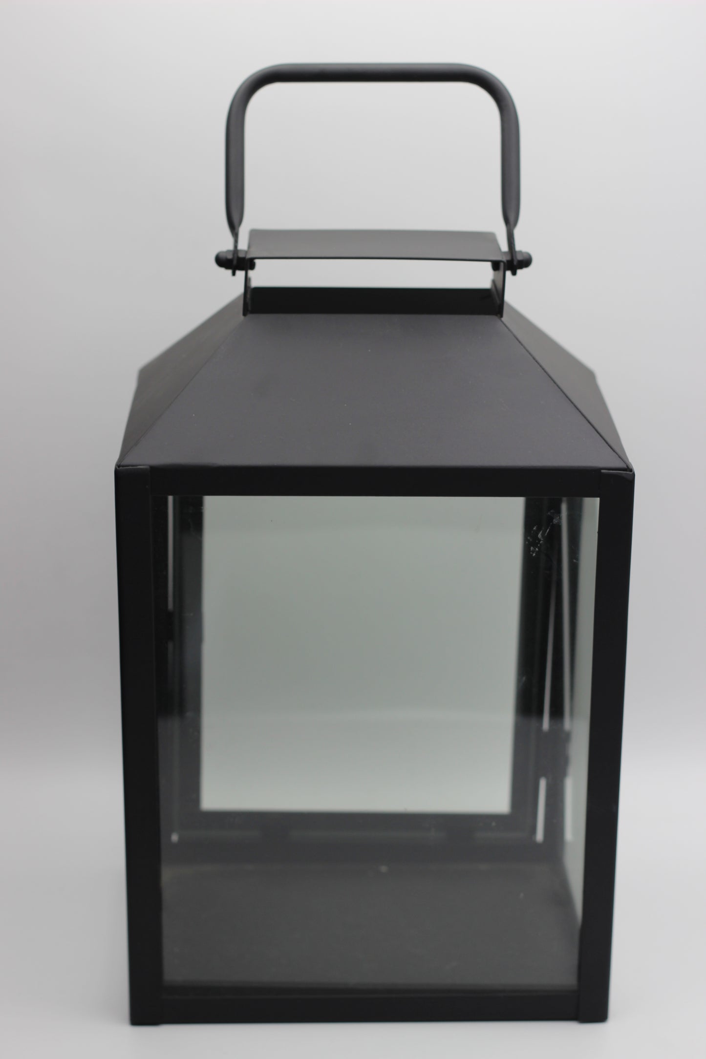 Set of 2 Black Metal Lanterns