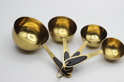 GOLD /BLACK MEASURING CUPS