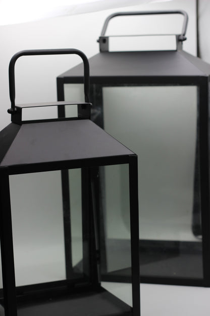 Set of 2 Black Metal Lanterns