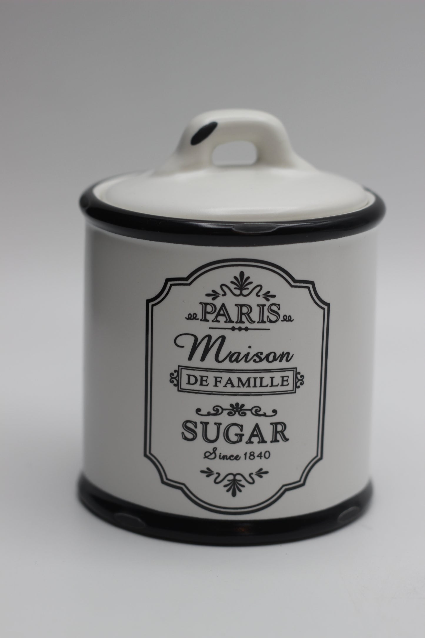 Maison Defamille Milk Jug and Sugar Pot