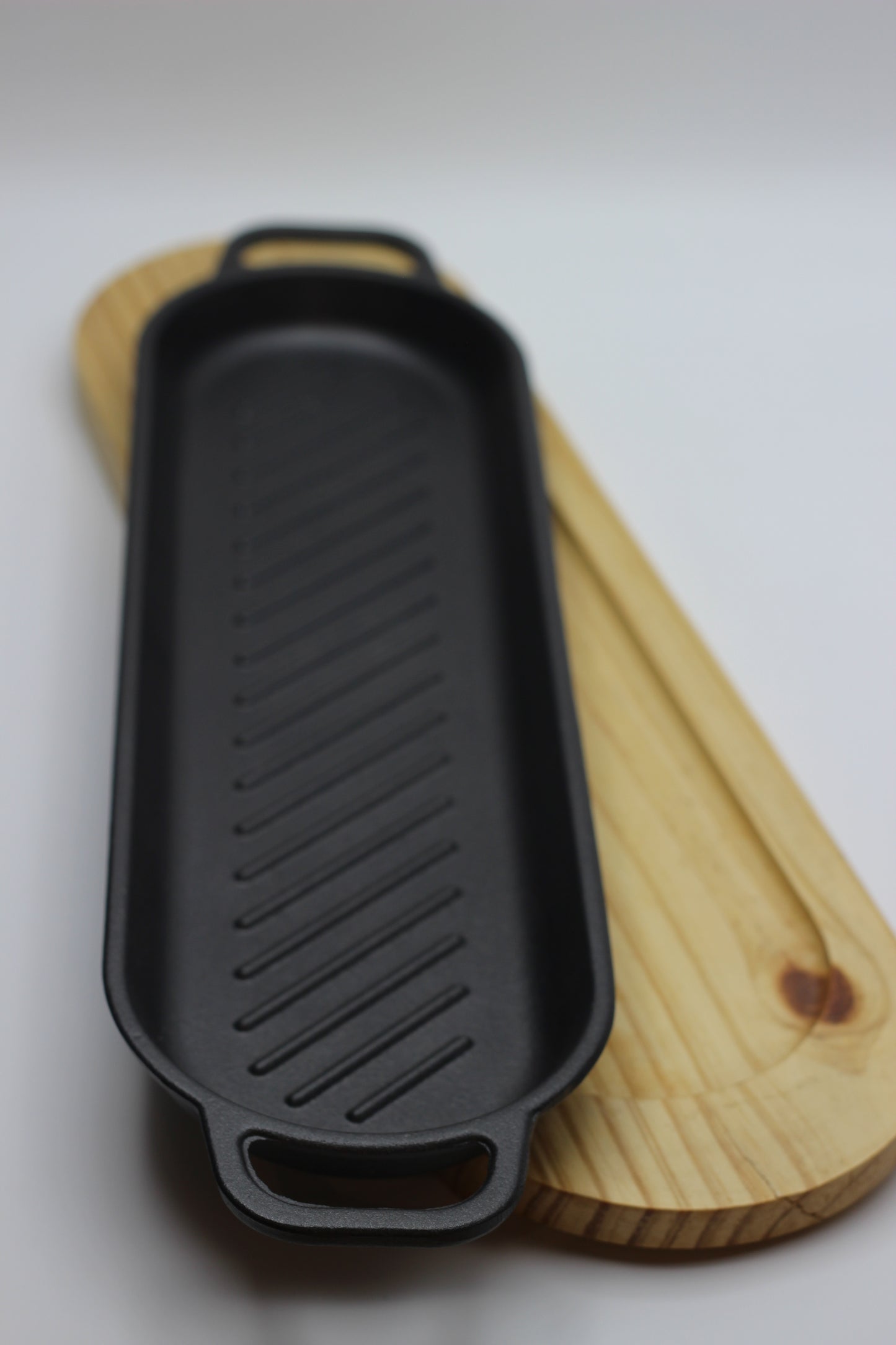 Cast Iron Oval Serving Griddle