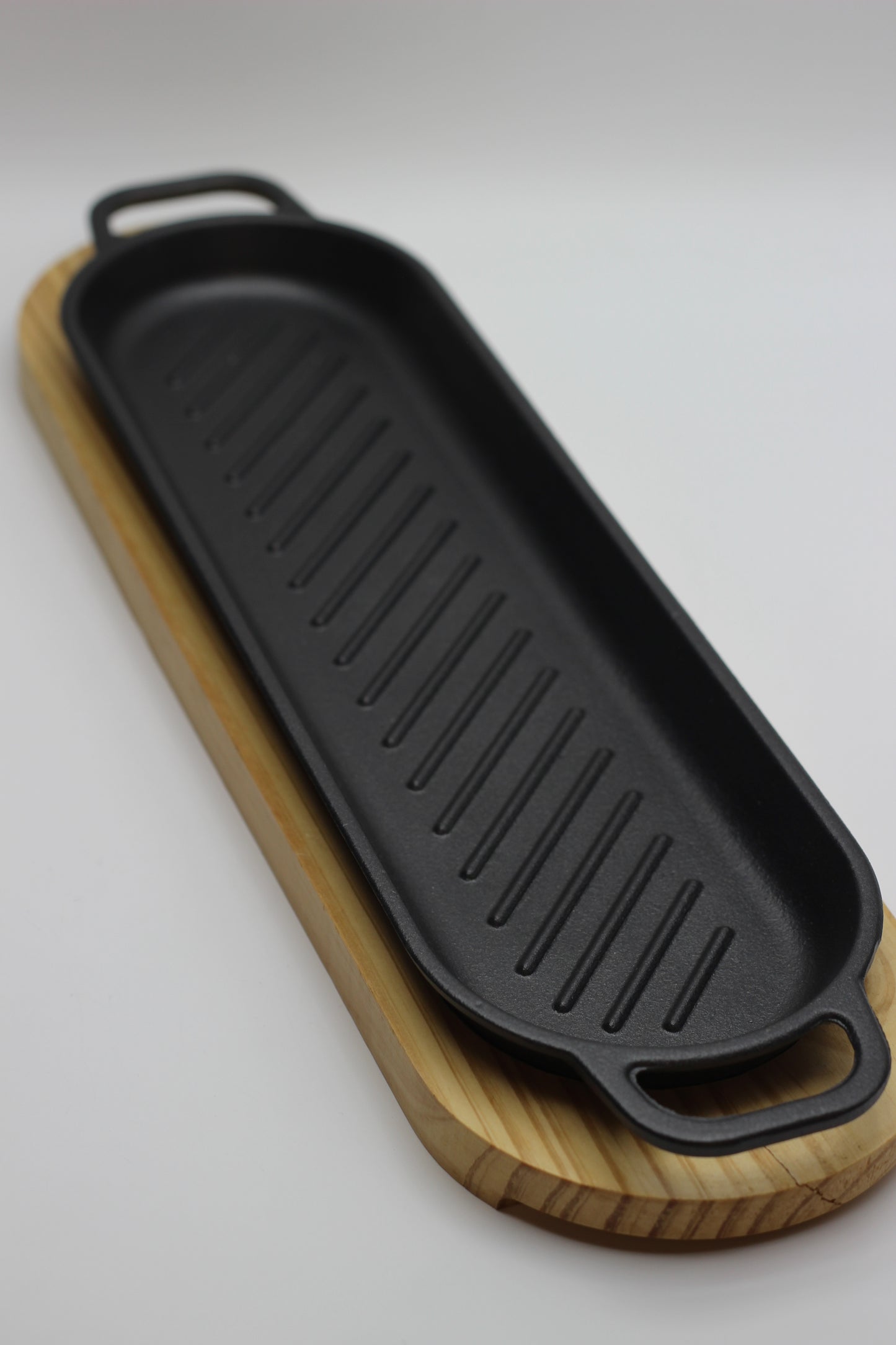 Cast Iron Oval Serving Griddle