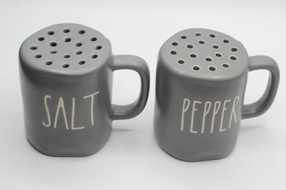 Rae Dunn Salt and Pepper Shakers Set of 2pcs