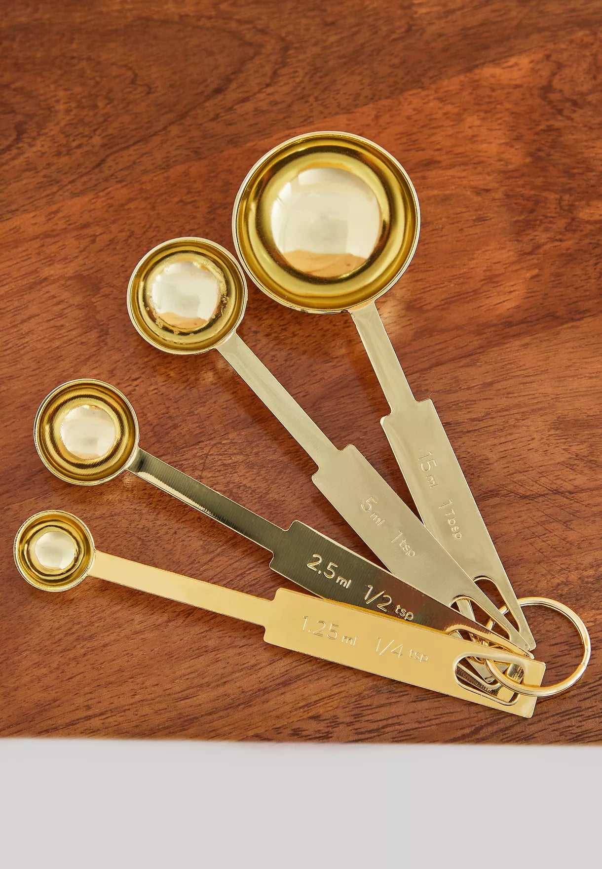 4 Pack golden Measuring Spoons